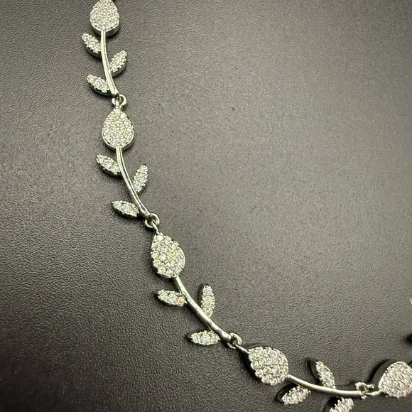 Cubic Zirconia Crystal Leaf Vine Bridal Necklace Jewelry Gifts - Picture 2 of 3
